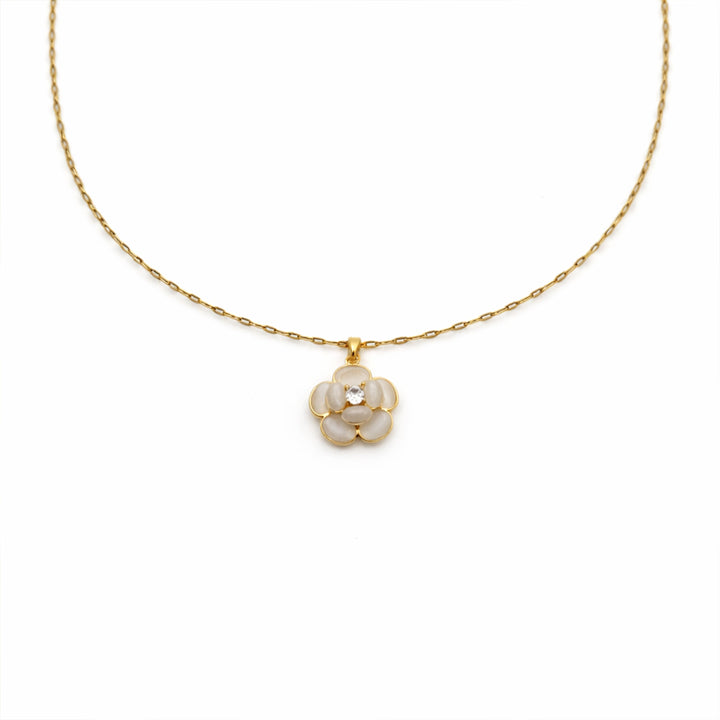 Ivory Bloom Accent Locket Link Set GWN -126
