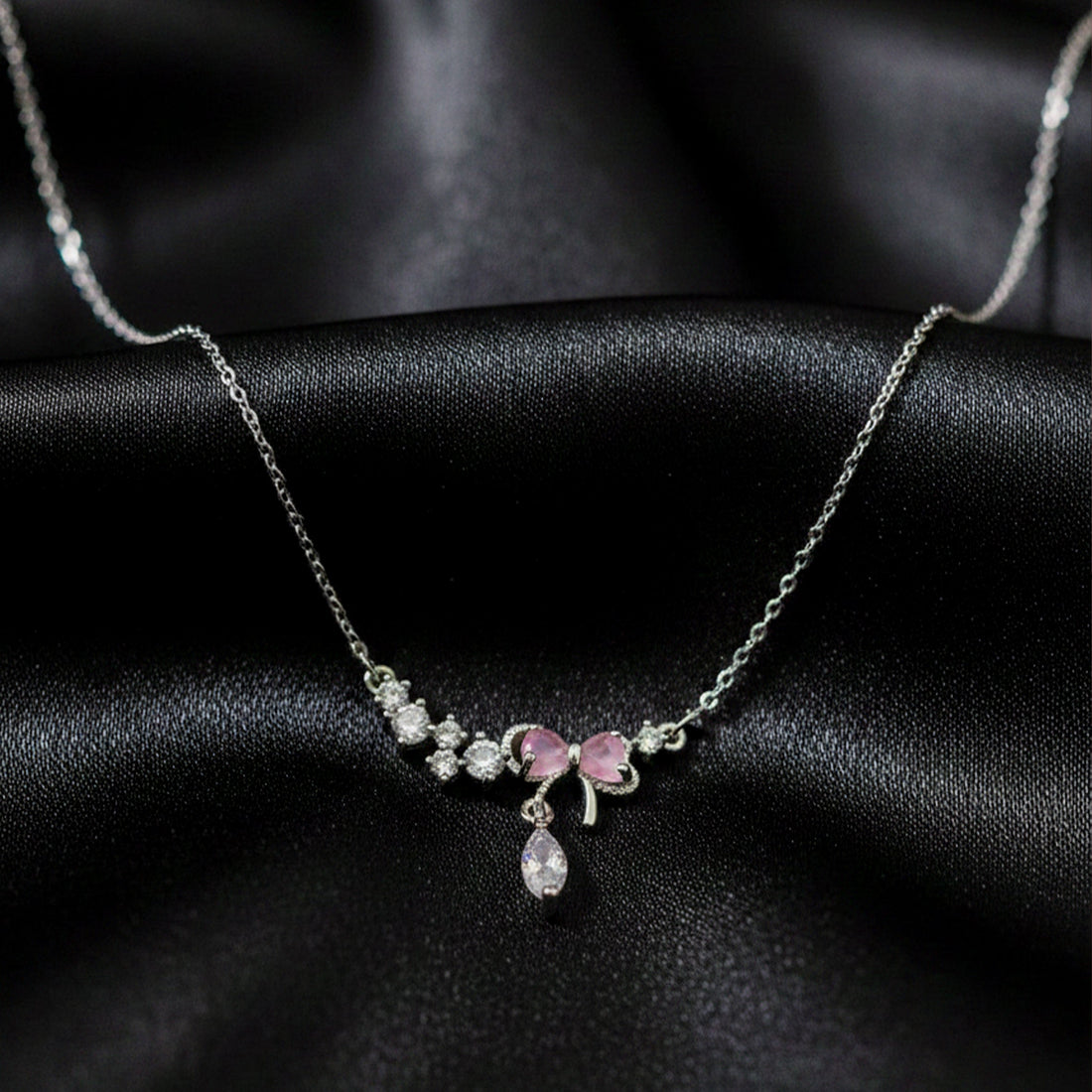 Women Necklace Silver-Tone Dainty Floral Silver jewellery - Finora Jewels