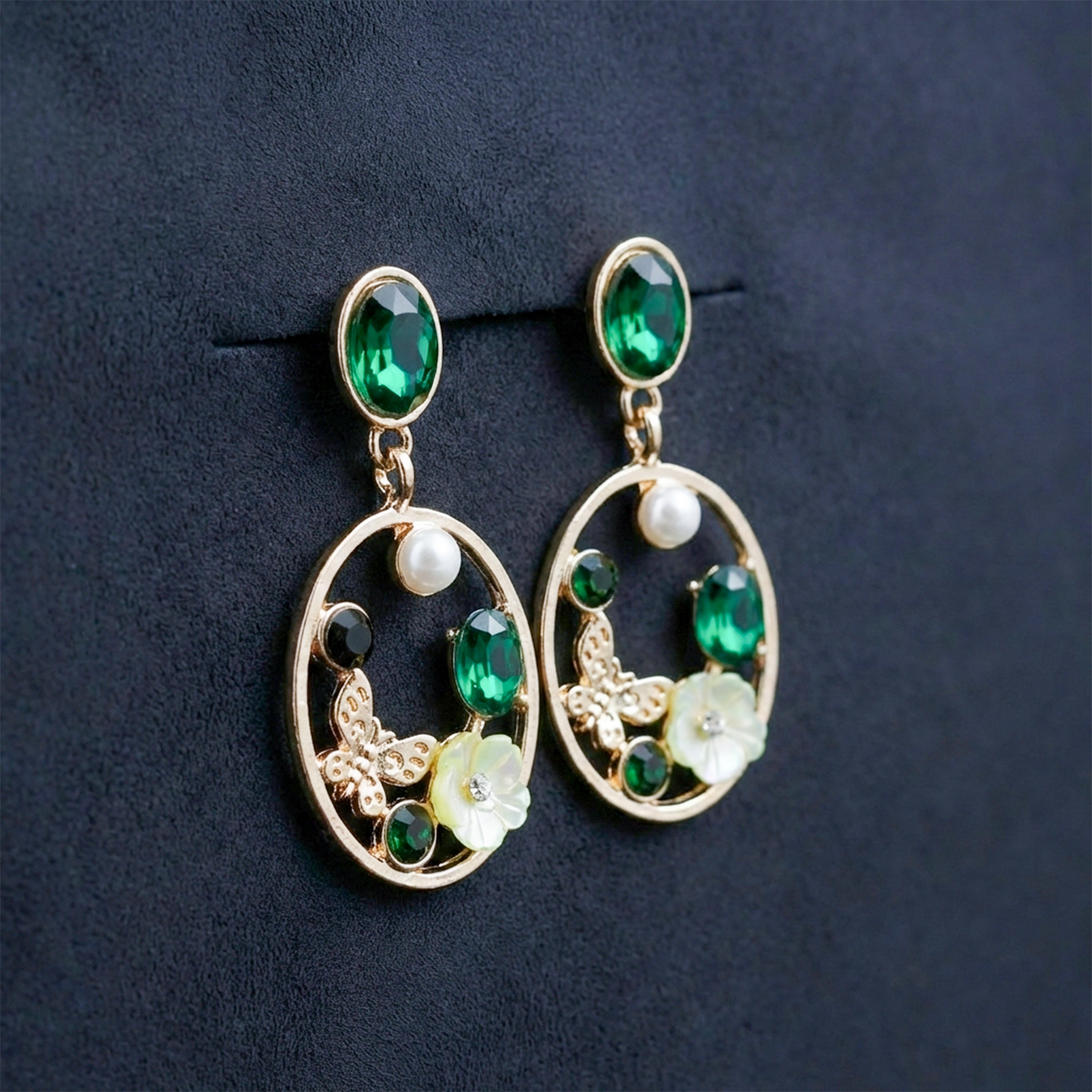 Vintage-Style Nature-Inspired Dangle Stud Earrings for women in Gold - Finora Jewels
