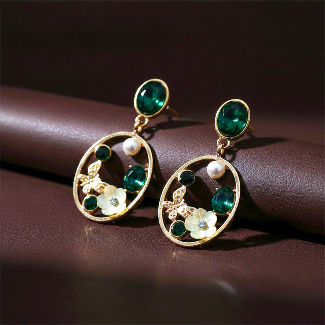 Vintage-Style Nature-Inspired Dangle Stud Earrings for women in Gold - Finora Jewels