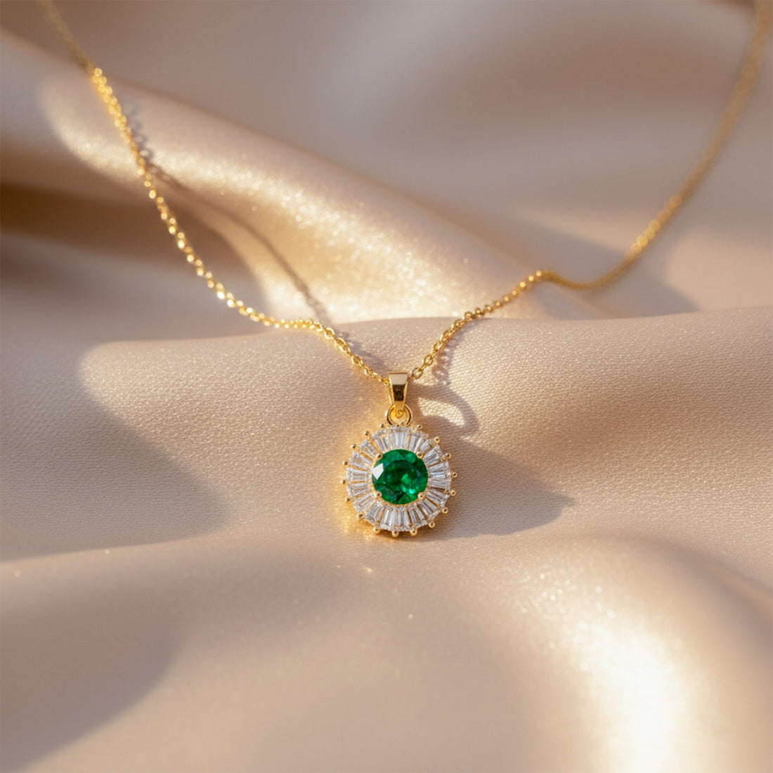 Verde Jade Bloom Zirconia Locket Link Set GWN -82