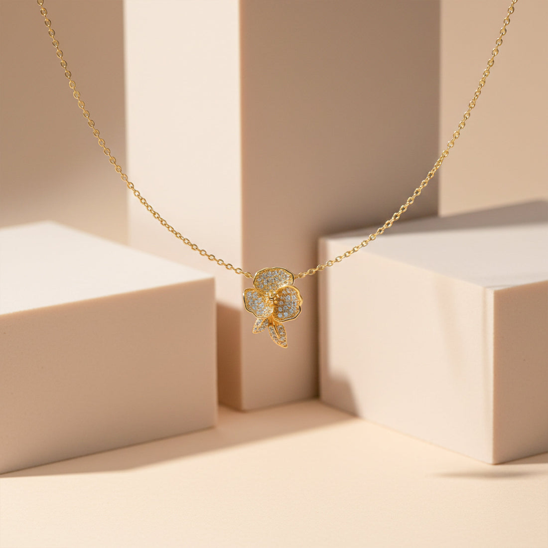 Women Necklace Crystal Flower Gold jewellery - Finora Jewels