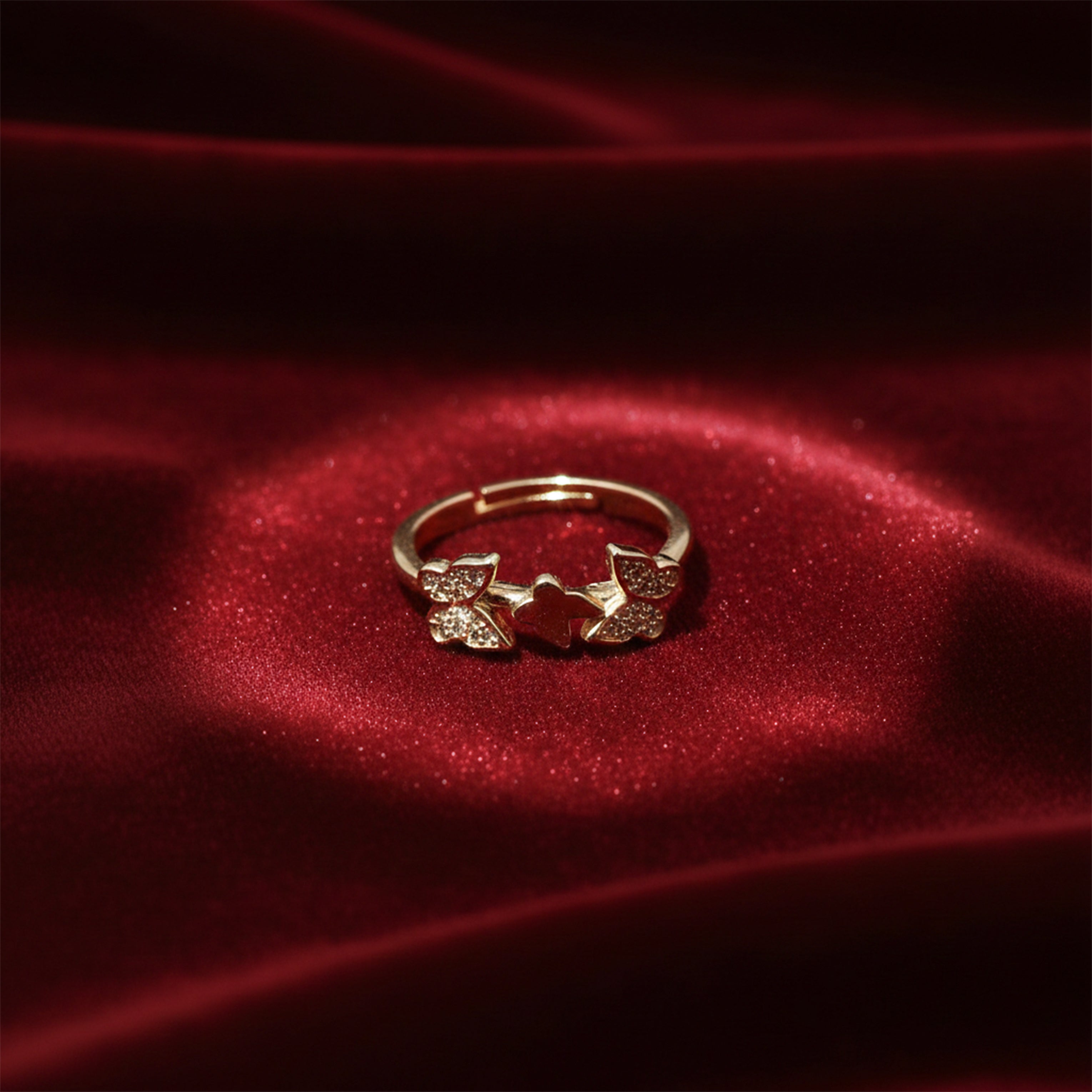 Gold-Toned Twin Papillon Band GWR -14