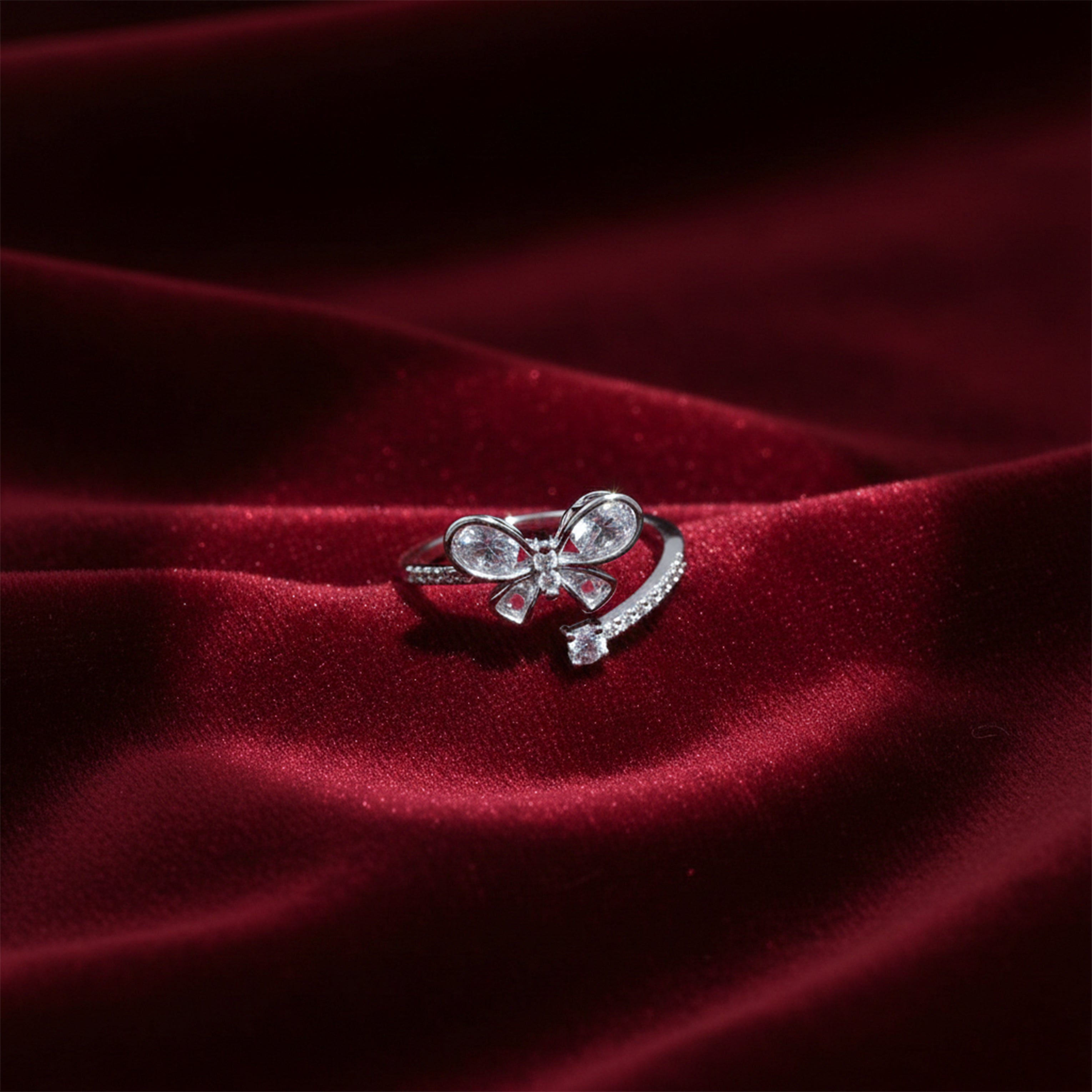 Cubic Zirconia Papillon Unclosed Band GWR -32