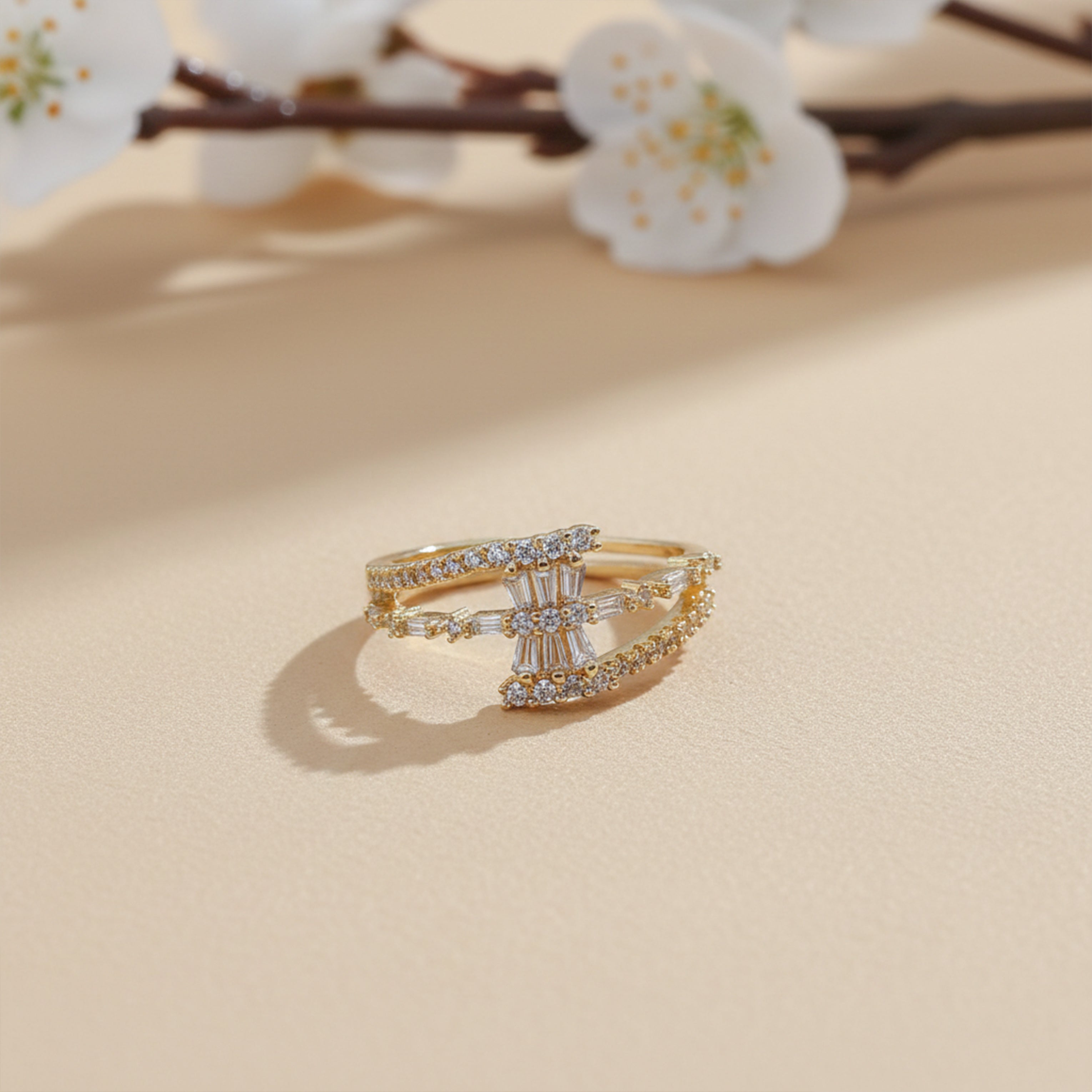 Gold-Toned Starburst Flexible Band GWR -82