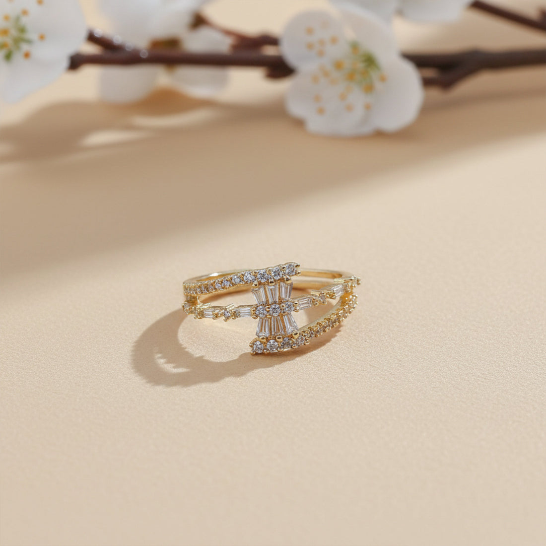 Gold-Toned Starburst Flexible Band GWR -82