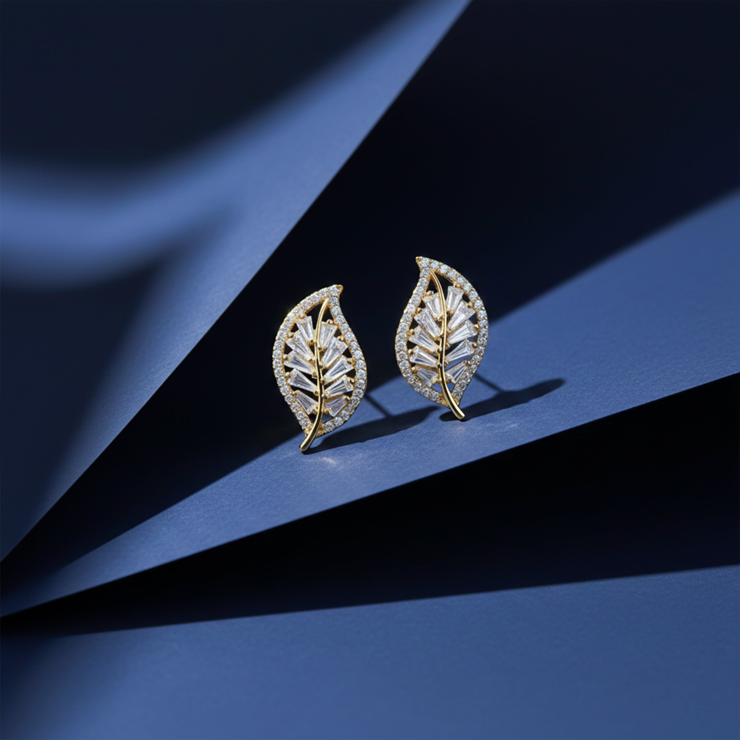 Cubic Zirconia Foliage Post Ear Studs GWE -138