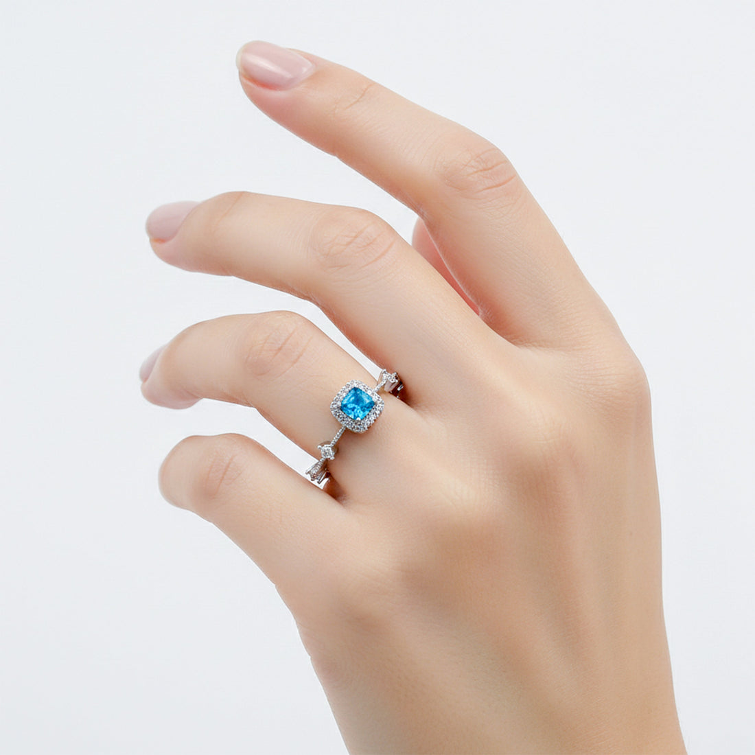 Blue Encircled Flexible Band GWR -67