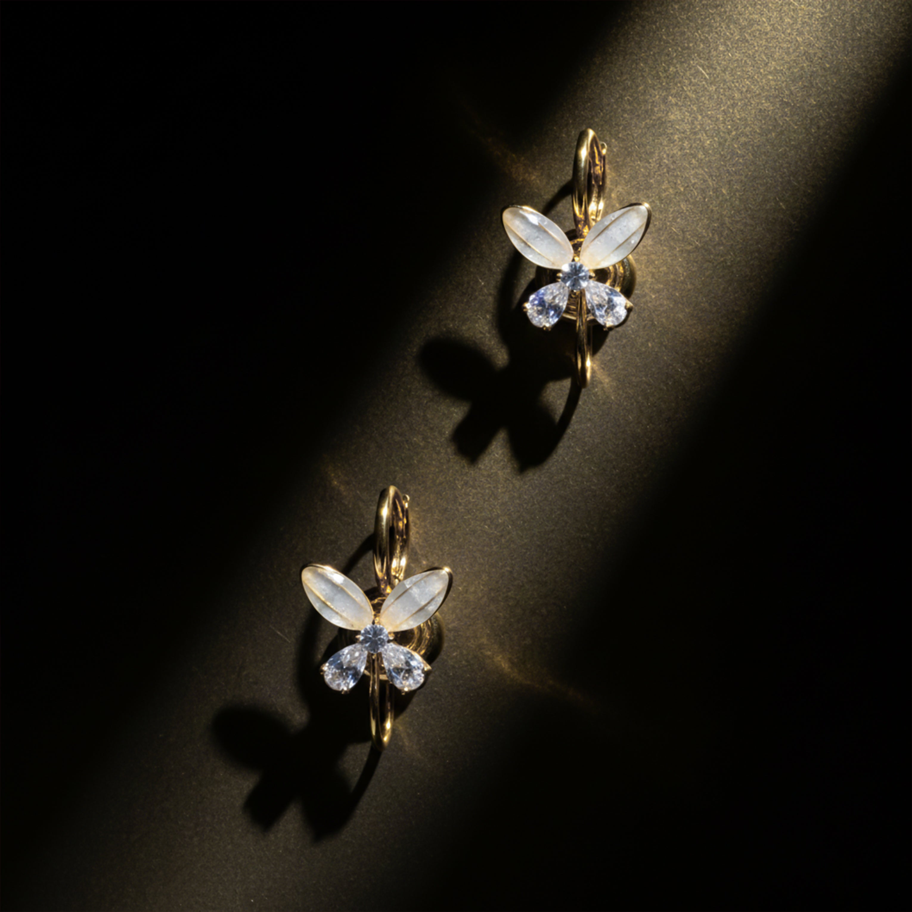 Gold-Toned Bloom Hoop Post Ear Studs GWE -101