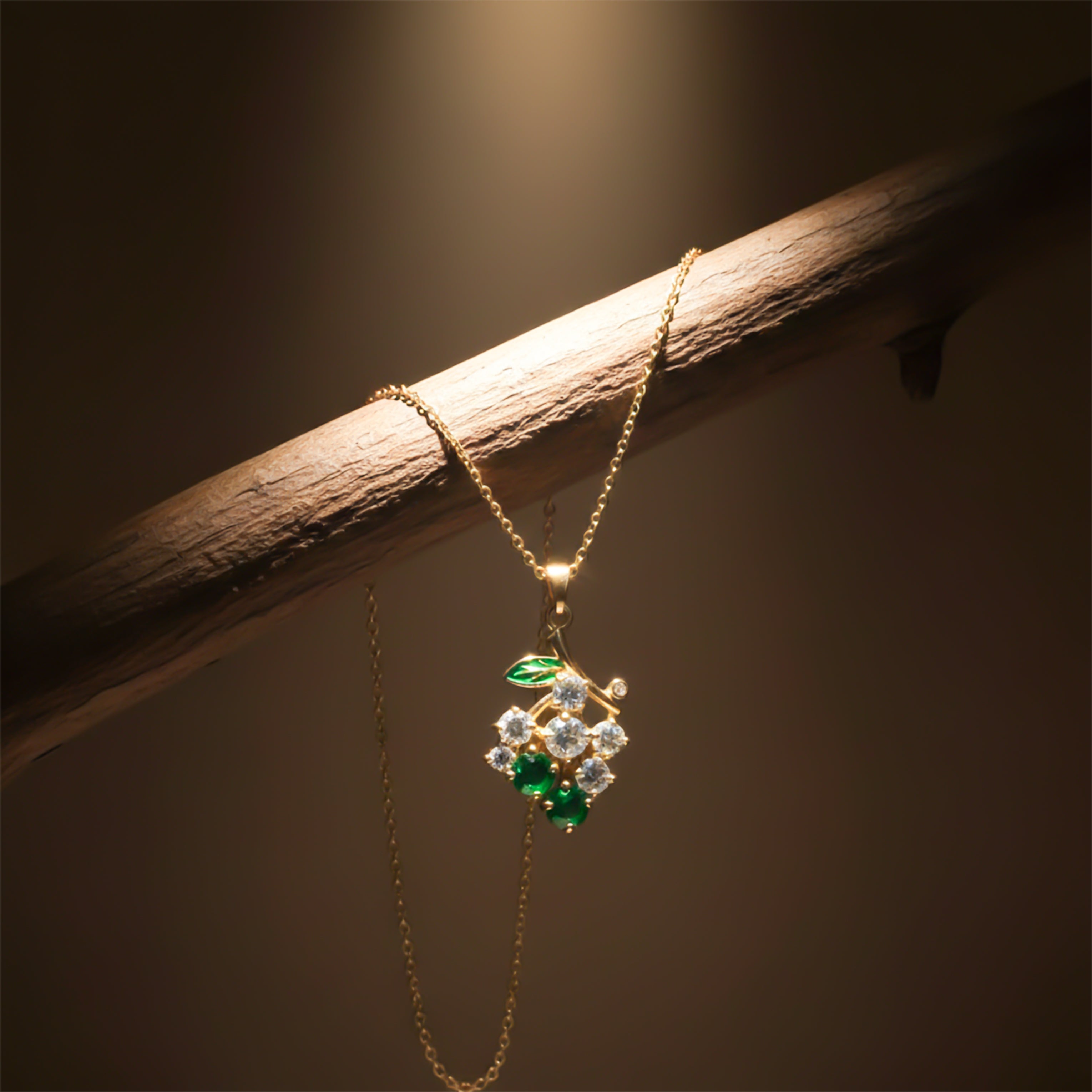 Emerald Grape Necklace for women in Gold - Finora Jewels