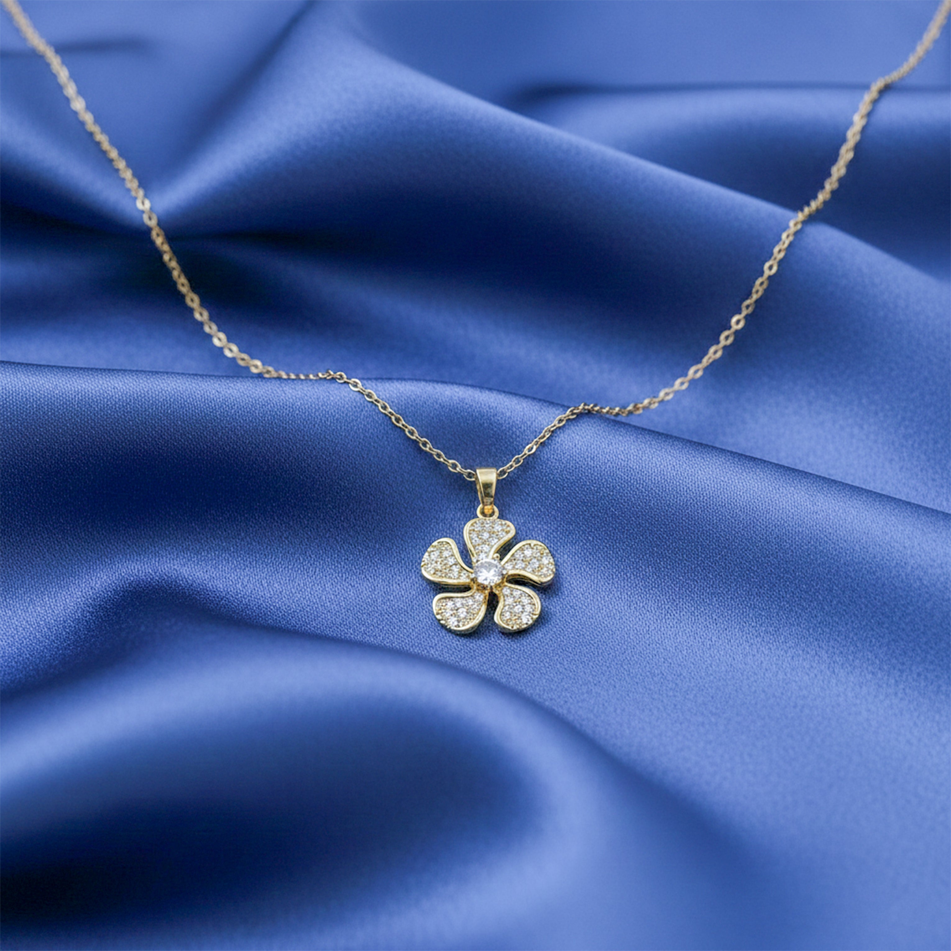 Blossom Necklace for women in Gold - Finora Jewels