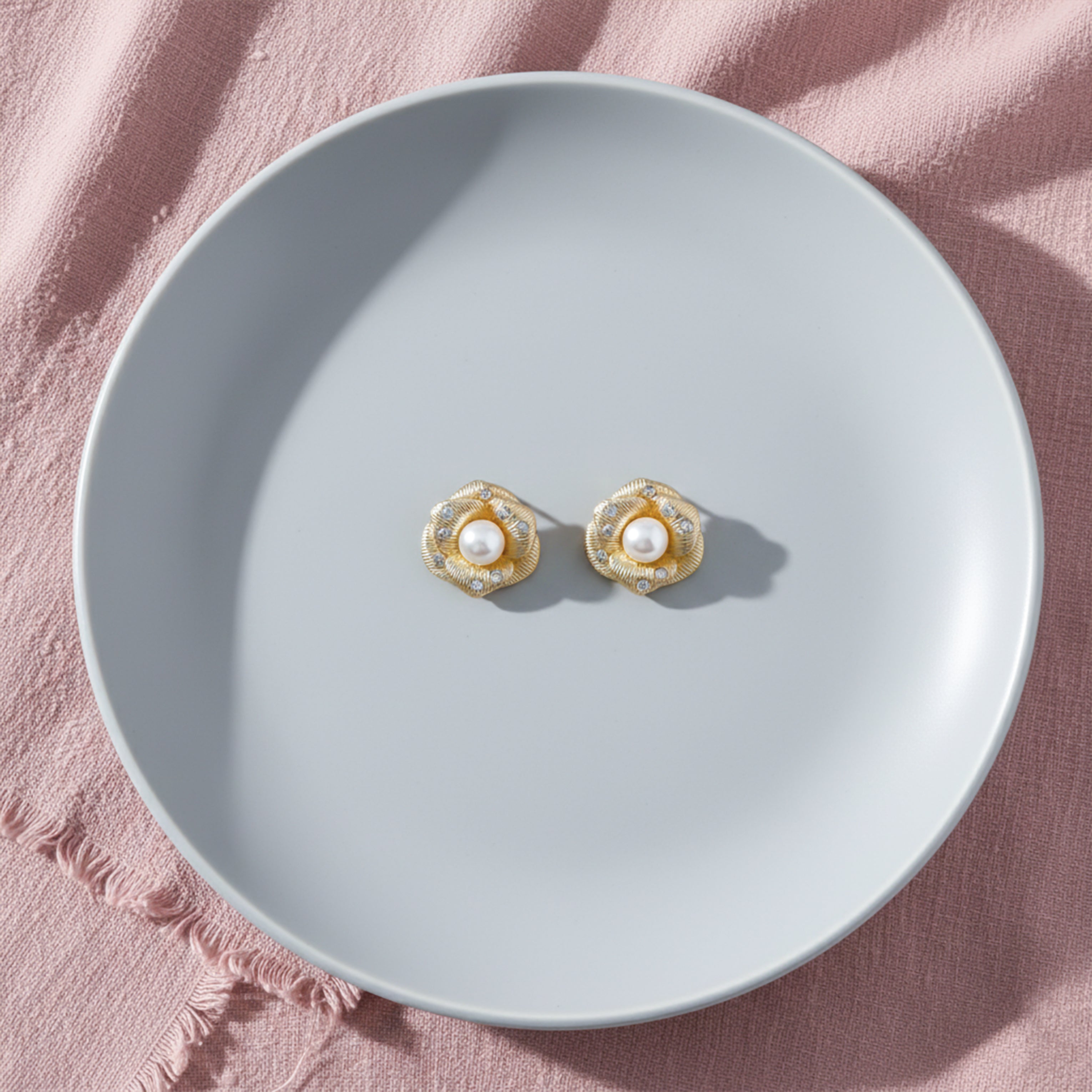 Gold Pearl Bloom Radiance Stud Stud Earrings for women - Finora Jewels