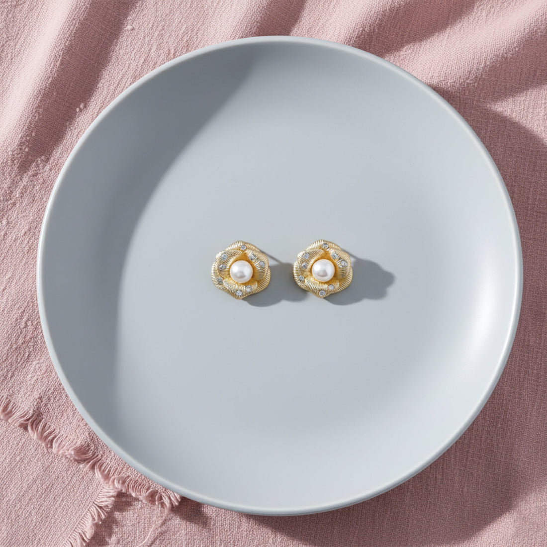 Gold Pearl Bloom Radiance Stud Stud Earrings for women - Finora Jewels