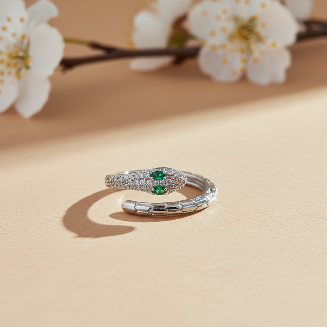 Verde Eyes Serpent Band GWR -77