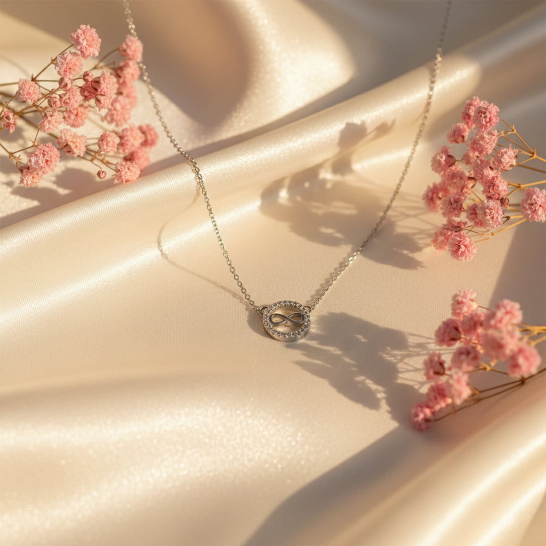 Encircled Locket Link Set GWN -49