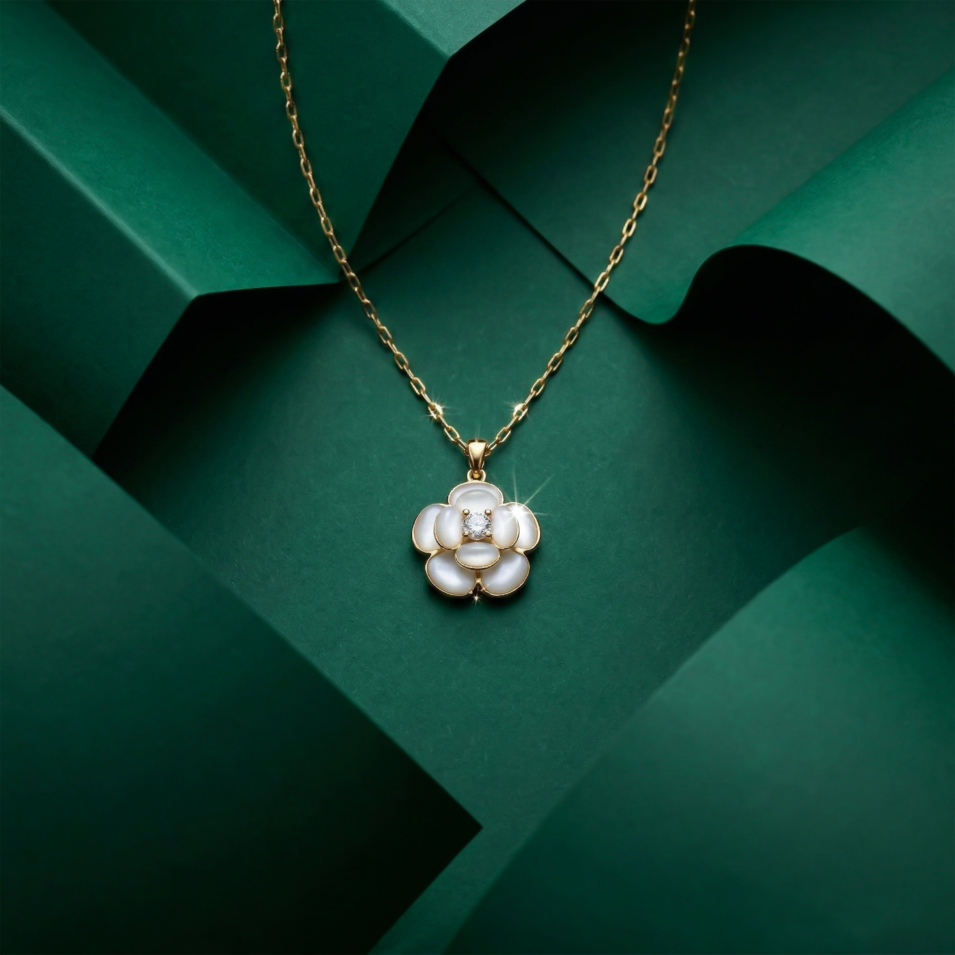 Ivory Bloom Accent Locket Link Set GWN -126