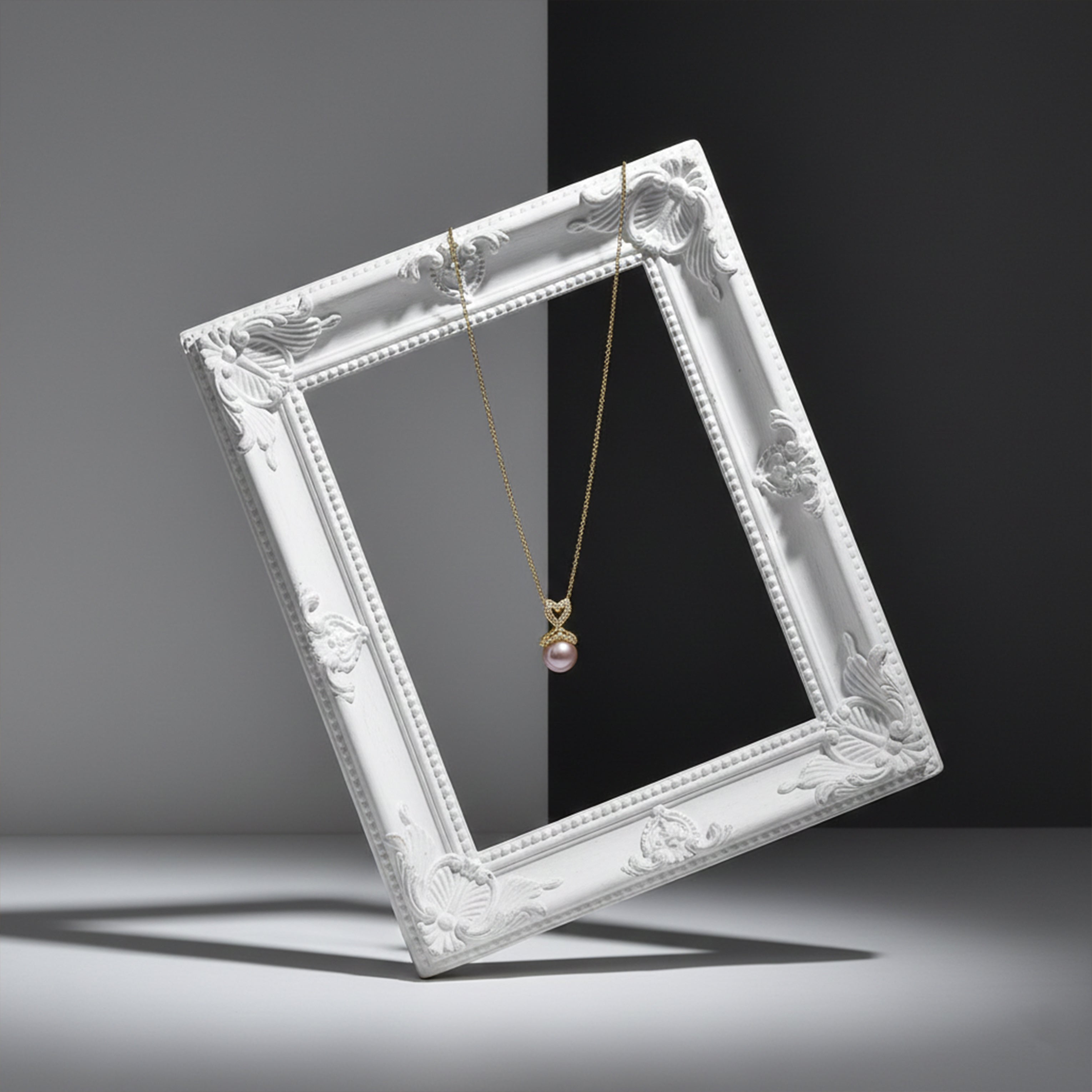 Gold-Toned Eternal Moti Locket Link Set GWN -38