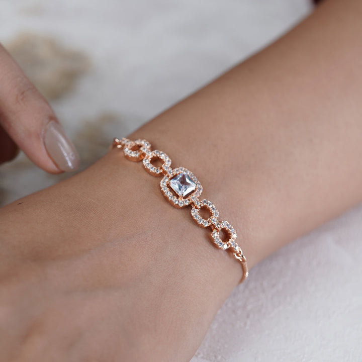 Aadhya Flexible Bracele GWB -52