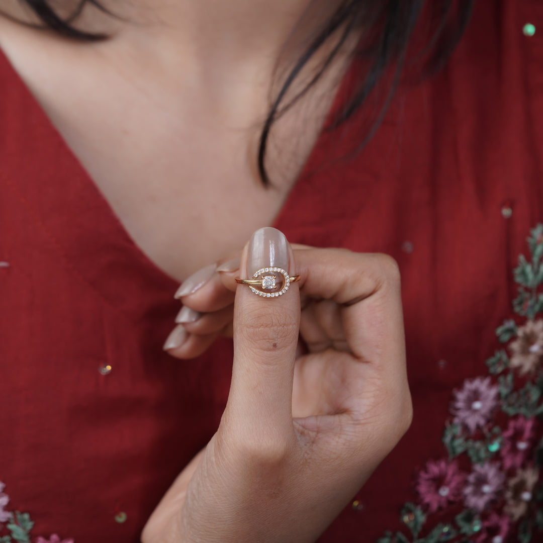 Gold-Toned Spiral Solo-Stone Band GWR -89