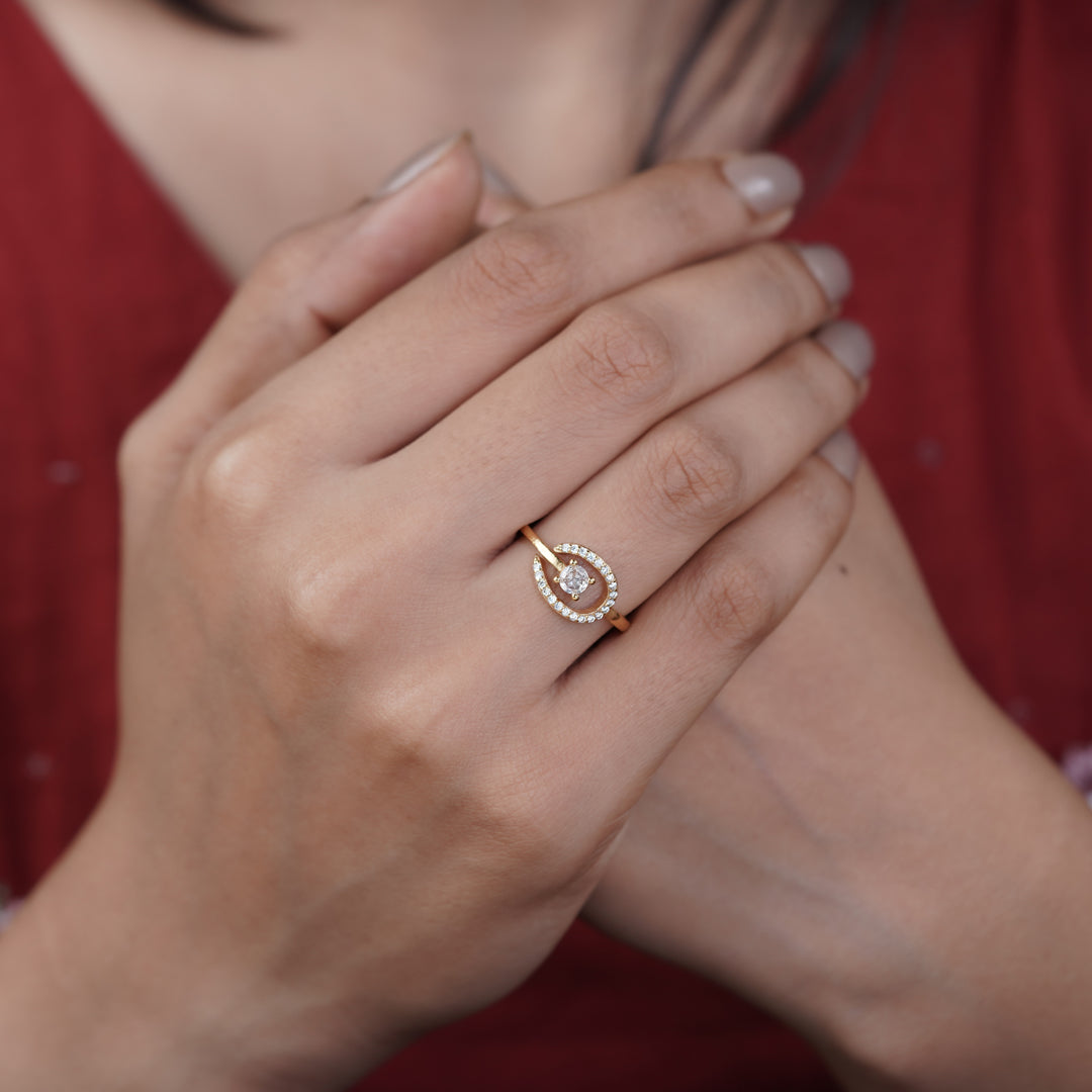 Gold-Toned Spiral Solo-Stone Band GWR -89