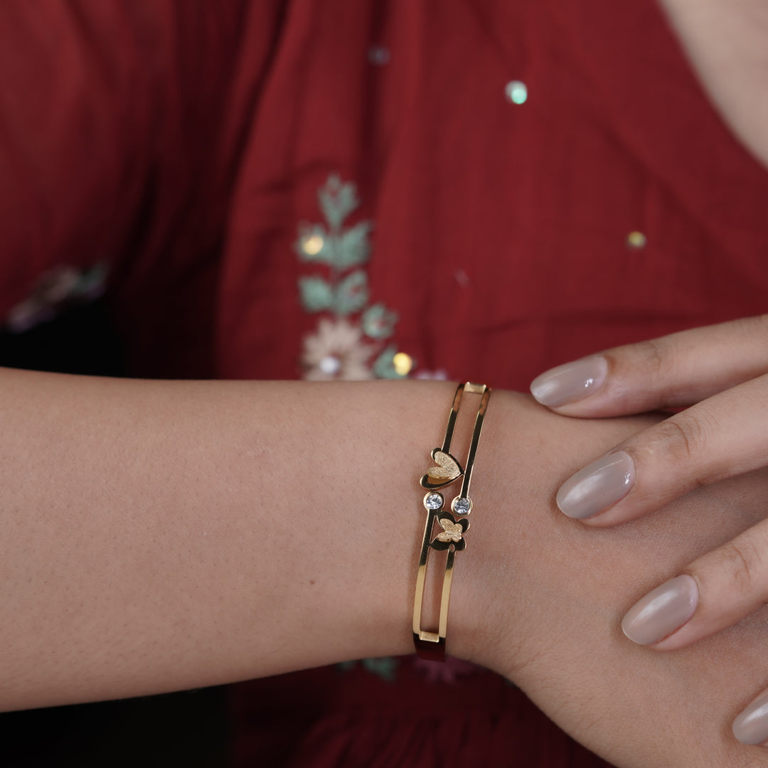 Kada Earrings for women in Gold - Finora Jewels