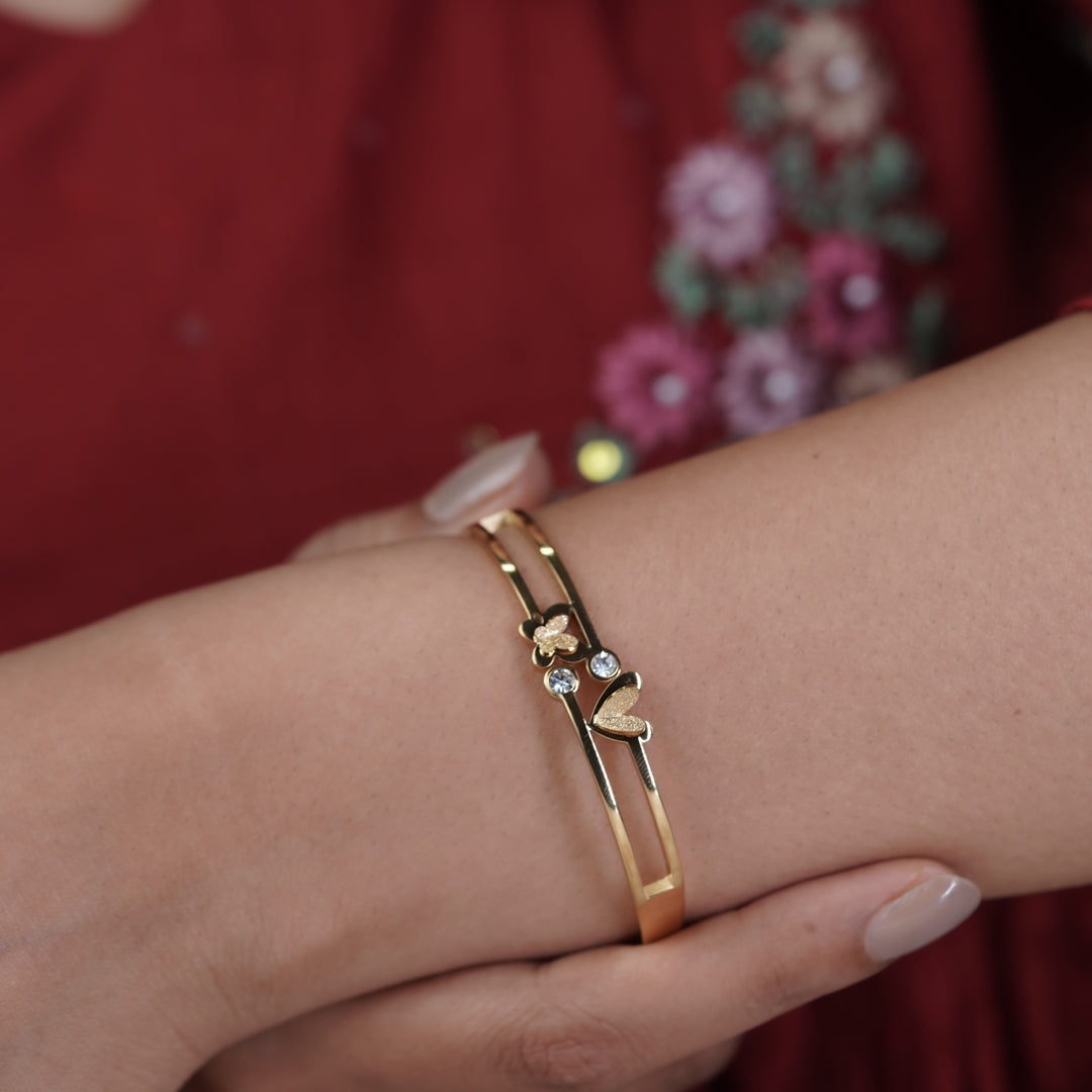 Kada Earrings for women in Gold - Finora Jewels