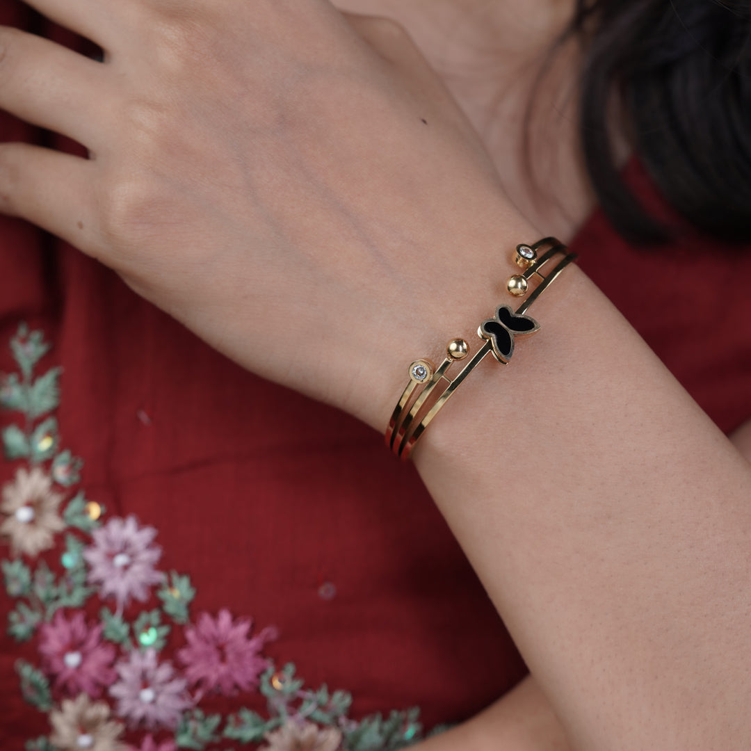 Women Bracelet Kada Gold jewellery - Finora Jewels