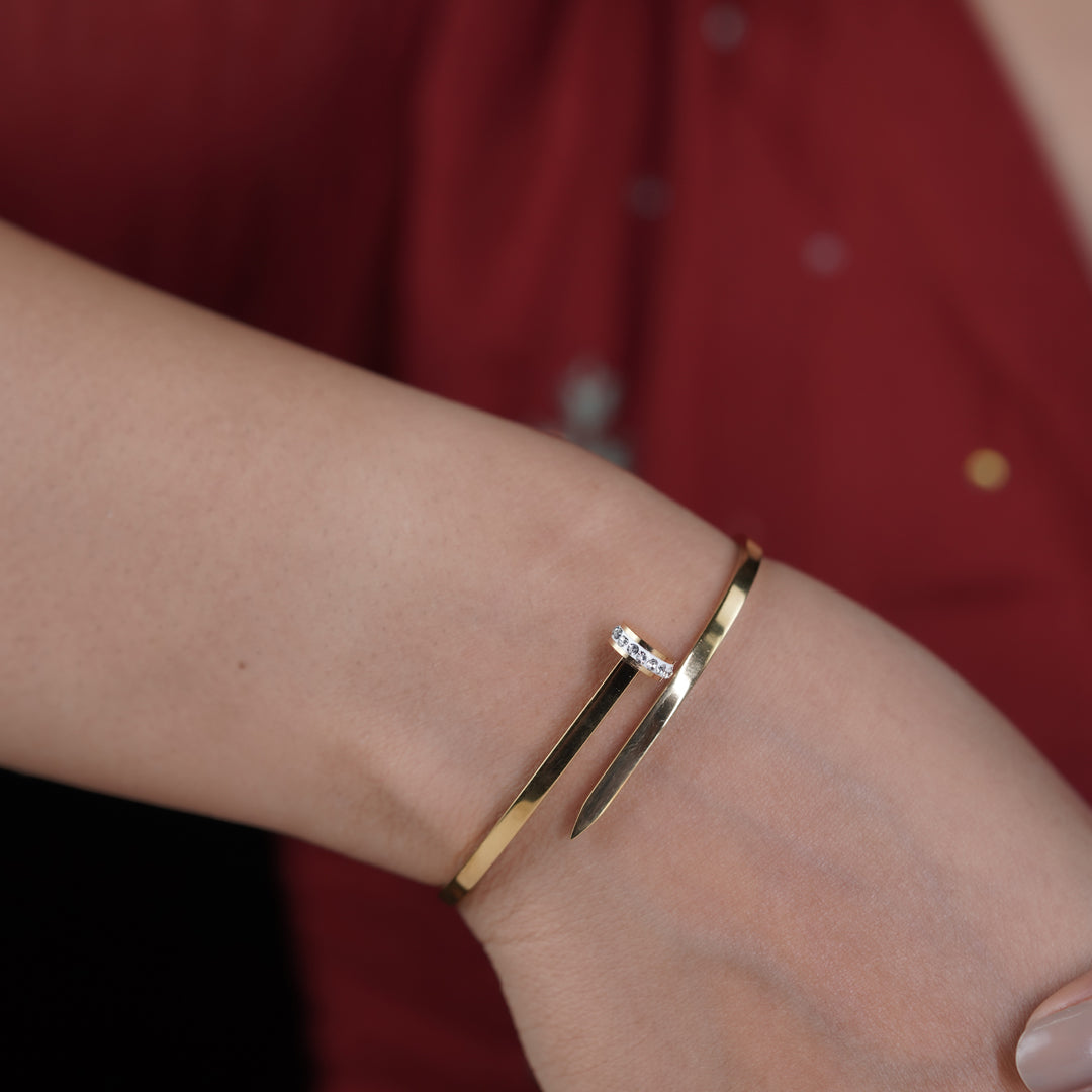 Gold Nalin Kada Bracelet for women - Finora Jewels