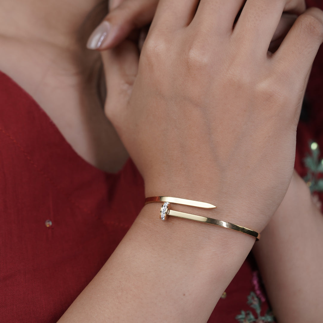 Gold Nalin Kada Bracelet for women - Finora Jewels