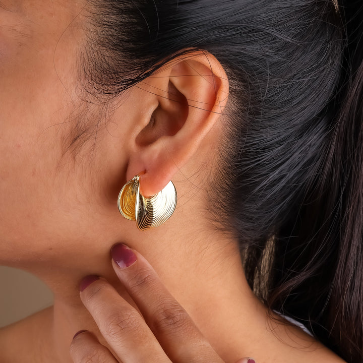 Waves Gold Rings Women Earring GWE -4