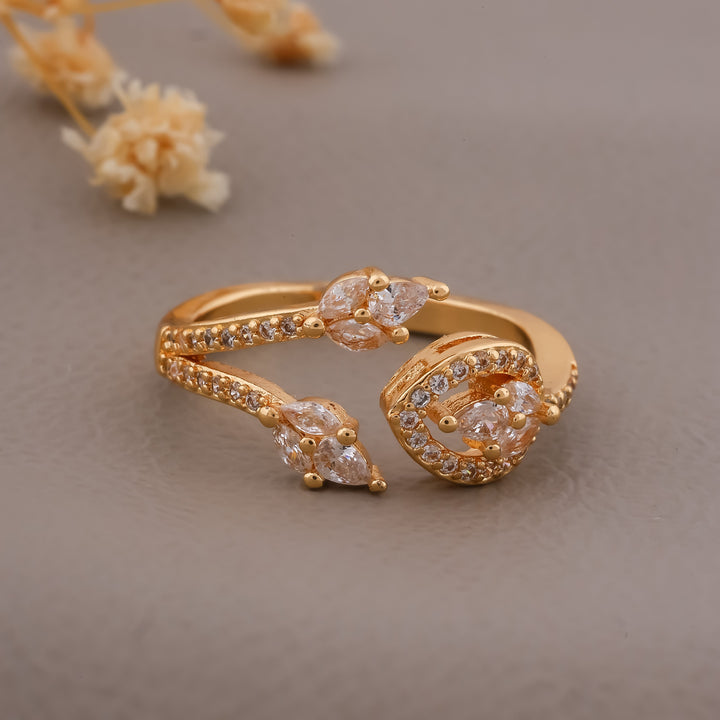 Pave Leaf Glow Ring