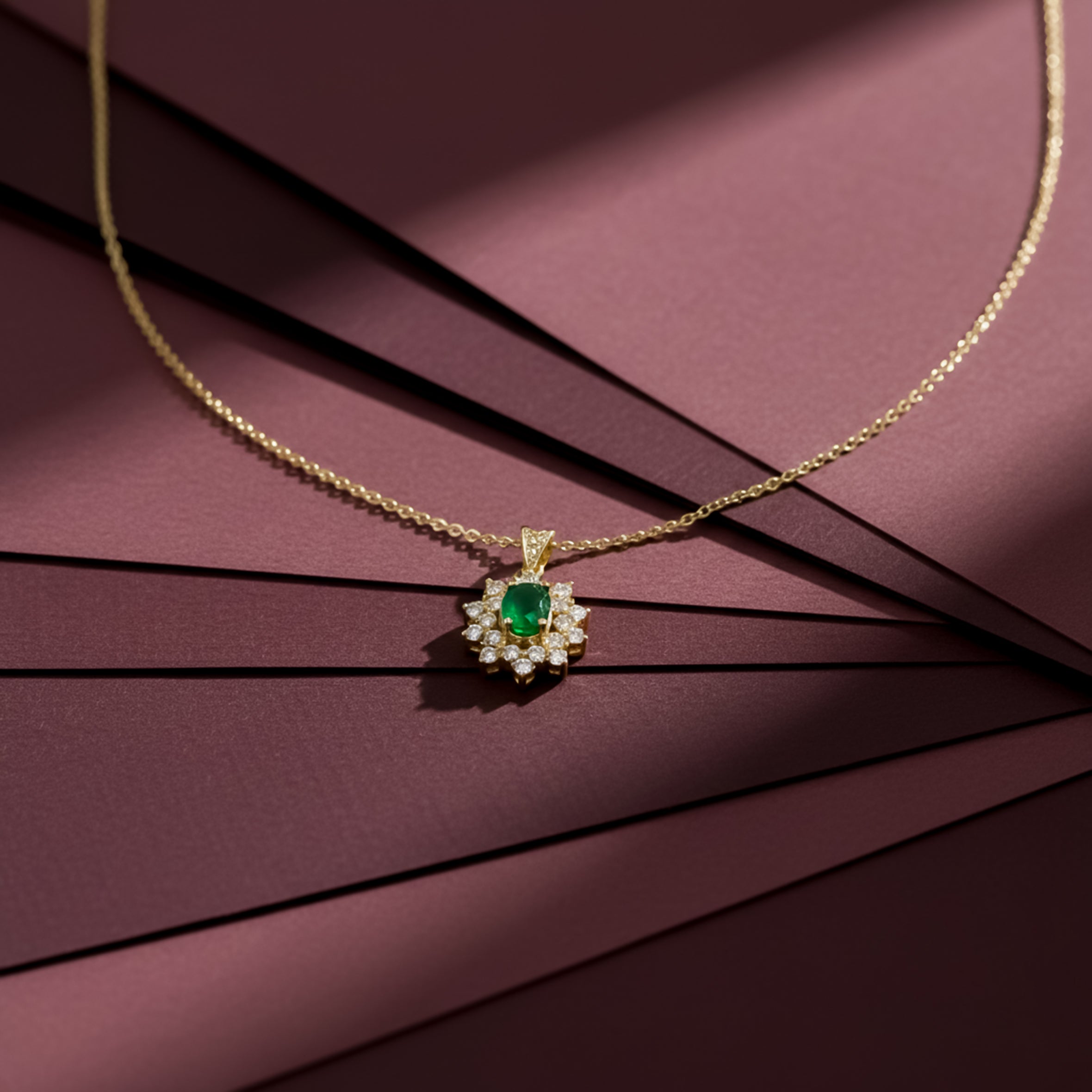Verde-Cut Jade Gemstone Women Neckless GWN -92